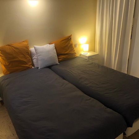 Chambre Pratique Avec Wc Et Vasque Attenant Du Rucher Naturaile Montagnac  Exteriér fotografie