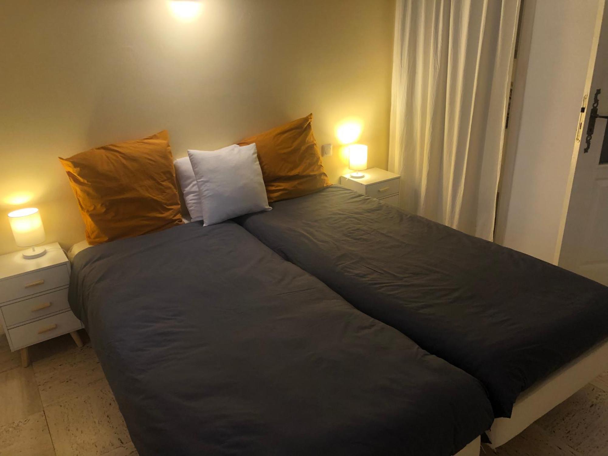 Chambre Pratique Avec Wc Et Vasque Attenant Du Rucher Naturaile Montagnac  Exteriér fotografie